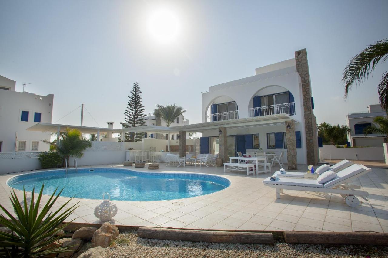Mimoza Seafront Villa بروتاراس المظهر الخارجي الصورة