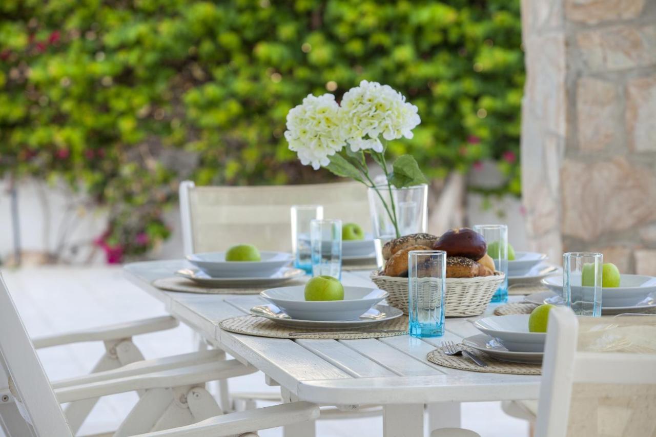 Mimoza Seafront Villa بروتاراس المظهر الخارجي الصورة